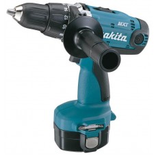 Дрель-шуруповерт аккумуляторный Makita 6339DWAE 